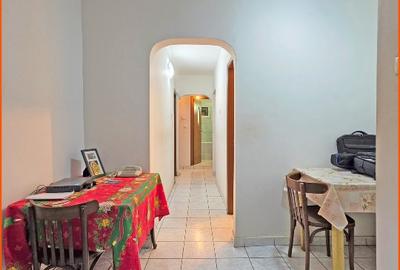 Apartament cu 3 camere decomandat în Tei - 9