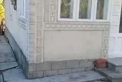 Vând casă în Strunga - 1