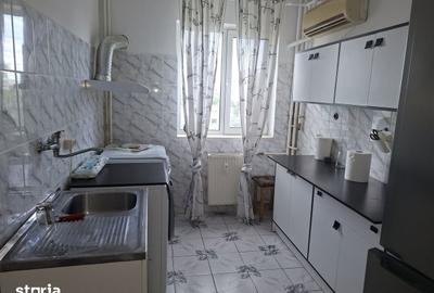 Apartament cu 2 camere decomandat în Vest