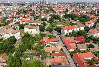 De Vânzare: Casă cu Teren în Zona Lunei, Timișoara - 35