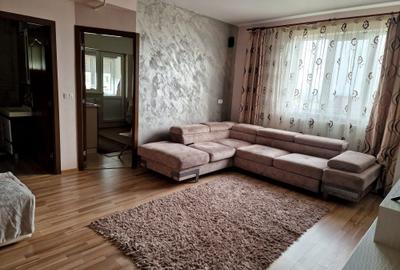 Apartament cu 3 camere decomandat în Dărmănești - 7