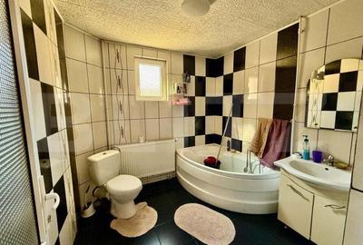 Casa de vanzare in Sugag Ideala pentru locuin?a sau investi?ie. - 8