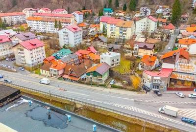 Apartament cu 3 camere decomandat în Central - 9