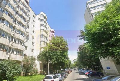 Apartament cu 3 camere decomandat, mobilat în Basarabia - 2