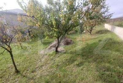 Teren de 728 mp, în Sigmir - 2