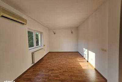 Casă cu 3 camere în Central - 4