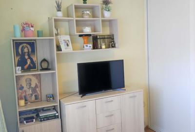 Apartament cu 2 camere decomandat în Km 5 - 6
