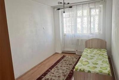 Apartament cu 4 camere decomandat în Central - 2
