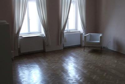 Casă cu 4 camere cu Teren 350 Mp în Popoveni - 2
