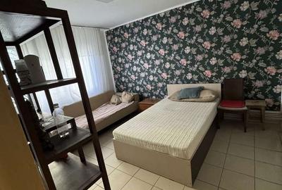 Apartament cu 4 camere în Central - 1