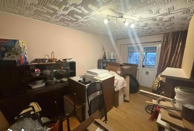 Apartament cu 3 camere decomandat în Brăilița - 6