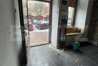 Spațiu comercial, de 56 mp, în Central - 5