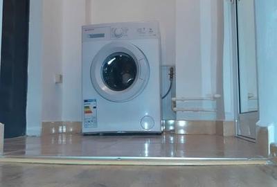 Garsonieră în Școlilor