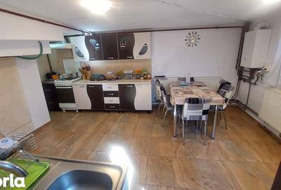 Casă cu 3 camere cu Teren 290 Mp în Central - 6