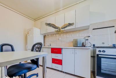 Garsonieră decomandată, mobilată în Plopilor - 2