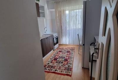 Apartament cu 2 camere decomandat în Central - 3