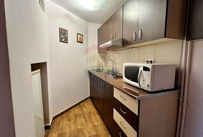 Garsoniera spatioasa - Piata Romana, vedere spre ASE, disponibila acum - 8