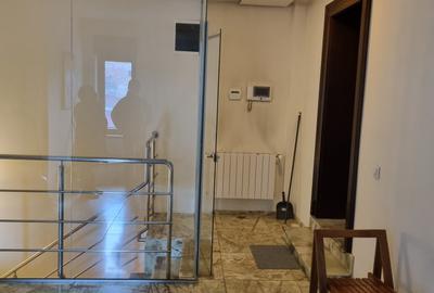 Casă cu 6 camere cu Canalizare în Universitate - 27