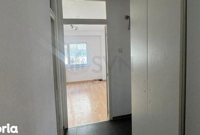 Apartament cu 3 camere decomandat în Tei - 3