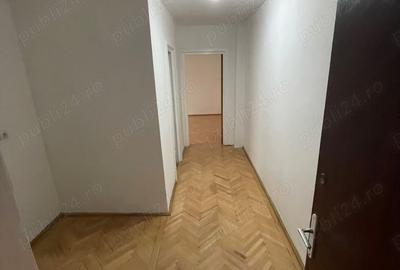 Garsonieră decomandată în Precista - 4