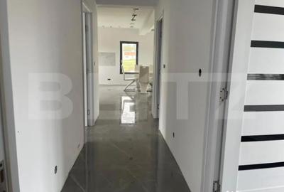 Casă cu 3 camere cu Teren 1100 Mp în Central - 3
