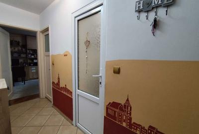 Apartament cu 3 camere semidecomandat în Astra - 5
