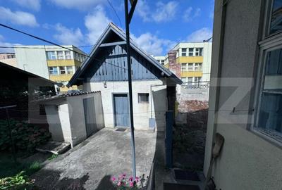 Casa 3 camere, 120 mp utili, curte individuala, zona Budai - 1