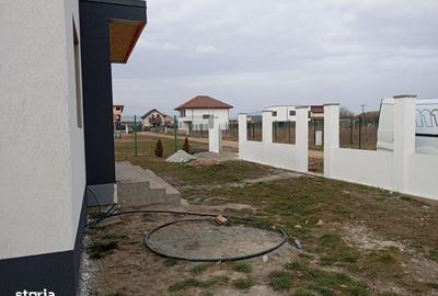 Casă cu 4 camere în Sânpetru - 6