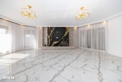 Casă cu 4 camere decomandat în Noua - 5