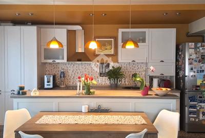 Apartament cu 3 camere semidecomandat, mobilat în Pantelimon - 1