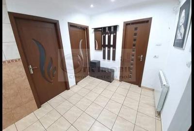 Apartament cu 2 camere decomandat, mobilat în Cug - 4