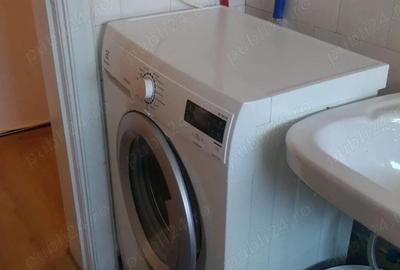 Apartament cu 2 camere nedecomandat, mobilat în Tractorul - 4