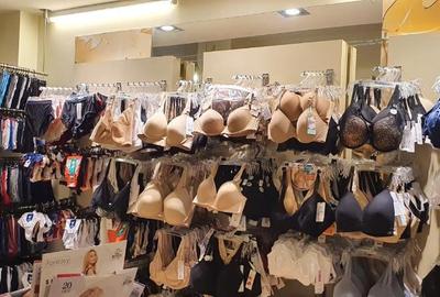 Vand spatiu comercial in Deva, zona 1 Decembrie (Ultracentral), 49 mp - 2