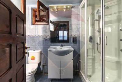 Casă cu 6 camere cu Teren 463 Mp în Sud - 16