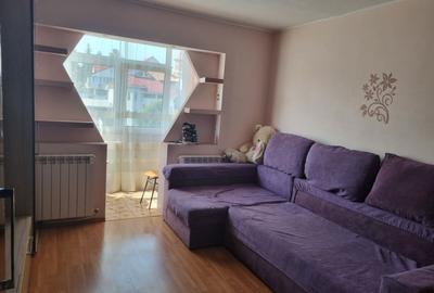Apartament cu 3 camere semidecomandat în Central - 5