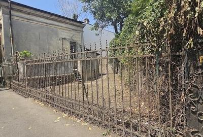 Bijuterie retro. Casa singur curte, Bd. Marasesti sector 4 cu teren in proprieta - 1