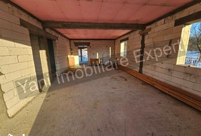 Casă cu 4 camere cu Teren 1250 Mp în Băiculești - 16