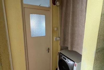 Apartament 3 camere decomandat Poarta 6 - 3