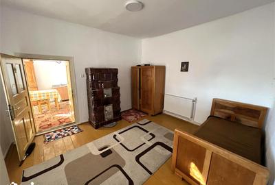 Casă cu 4 camere cu Teren 3122 Mp în Petrești - 12