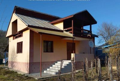 Casa situata in Stejari - Balosani - 1
