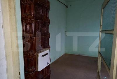 Casă cu 7 camere cu Teren 500 Mp în Central