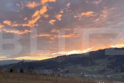 Teren de 16688 mp, în Central