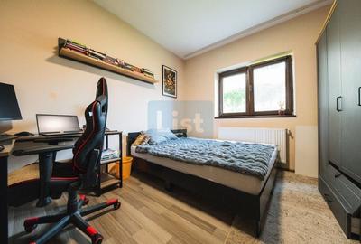 Apartament cu 3 camere semidecomandat, mobilat în Florești - 4