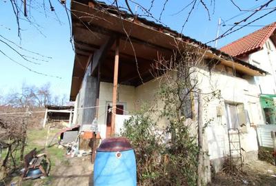 Casă cu 2 camere cu Teren 1426 Mp în Central - 3