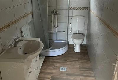 Casă cu 5 camere cu Teren 1000 Mp în Unciuc - 4