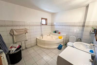 Casă cu 3 camere cu Teren 855 Mp în Trivale - 9