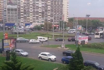 OBOR X MOSILOR X STEFAN CEL MARE, LANGA METROUL OBOR, - 1