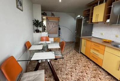 Apartament 2 camere, decomandat, etaj 4/4, STEFAN CEL MARE - 2