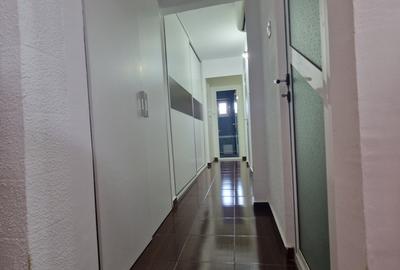 Apartament cu 3 camere decomandat în Sud - 19