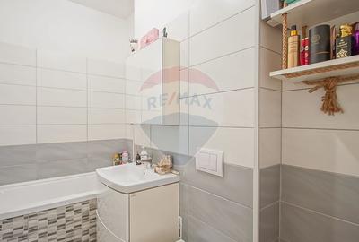Apartament cu 3 camere decomandat, mobilat în Tractorul - 7
